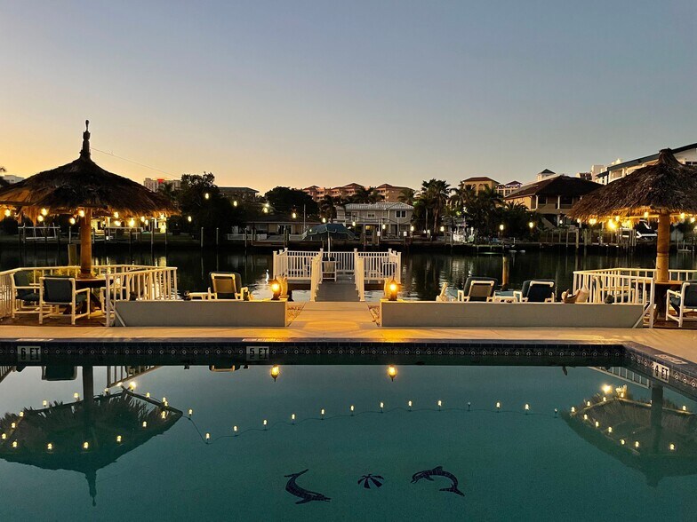 More Photos Of 115 Brightwater Dr, Clearwater Beach Hotel For Sale