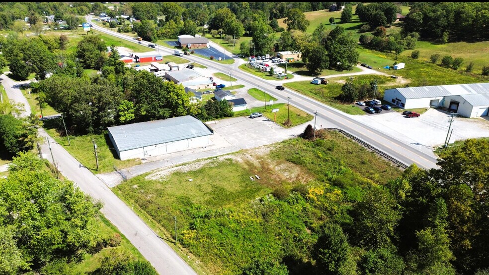 More Photos Of 645 Lily School Rd, Lily General Retail For Sale