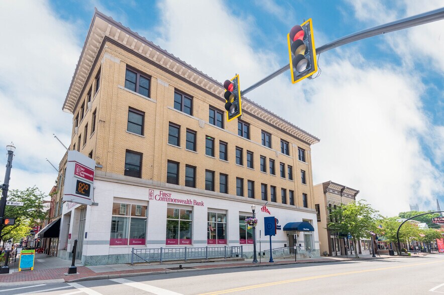 Primary Photo Of 41 N Sandusky St, Delaware Office For Lease