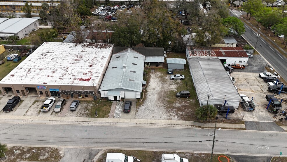 Primary Photo Of 125 N Cypress Way, Casselberry Light Manufacturing For Sale