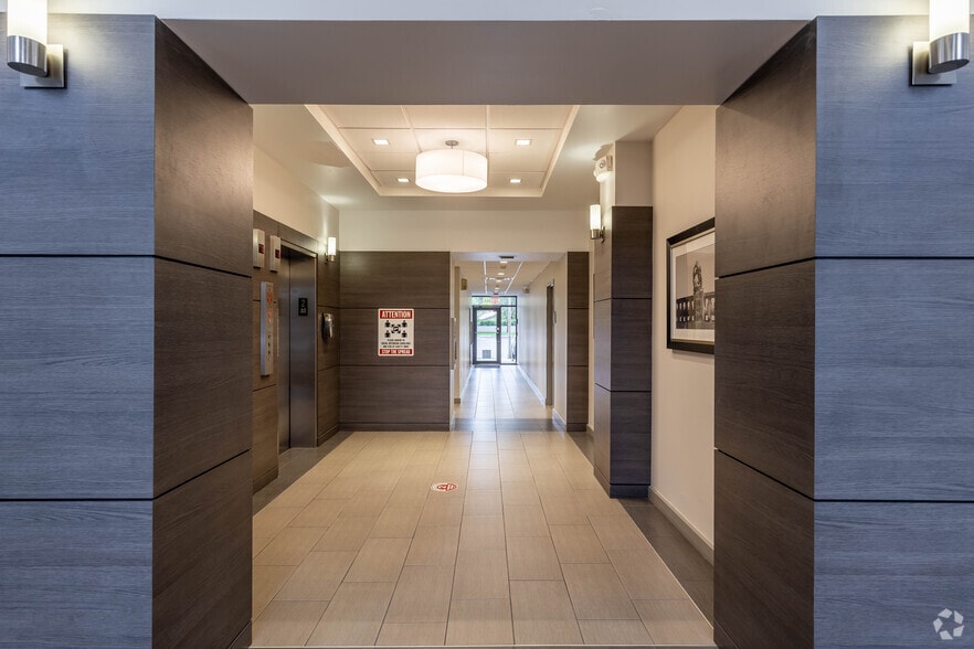 More Photos Of 11400-11440 N Kendall Dr, Miami Unknown For Lease