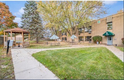 More Photos Of 1110 Eldon Baker Dr, Flint Office Residential For Lease