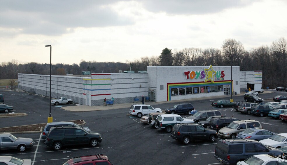 14171491 Franklin Mills Cir, Philadelphia, PA 19154 Retail For Lease