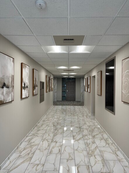 More Photos Of 2080 Linglestown Rd, Harrisburg Office For Lease