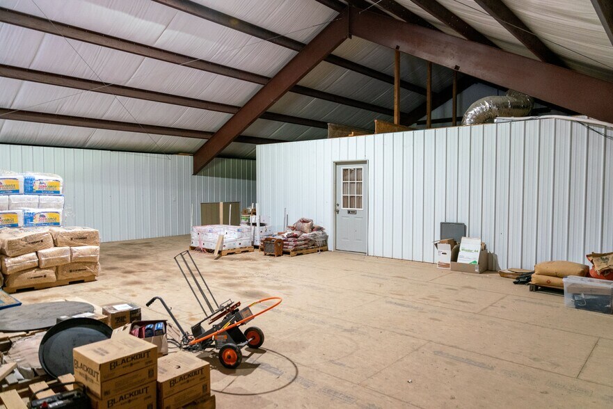 More Photos Of HWY 60 444739 US-60 Hwy, Vinita Freestanding For Sale