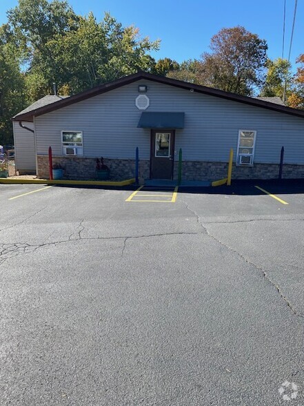 Primary Photo Of 1162 E Karsch Blvd, Farmington Daycare Center For Sale