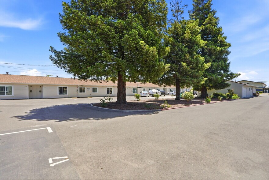 More Photos Of 755 Fargo Ave, San Leandro Apartments For Sale