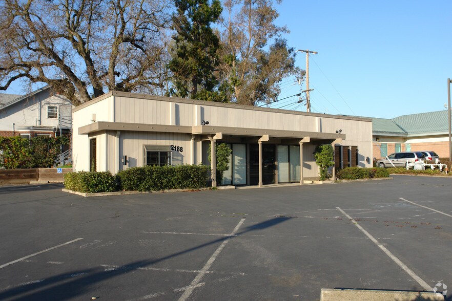 Primary Photo Of 2188 Stockton Blvd, Sacramento Office For Lease