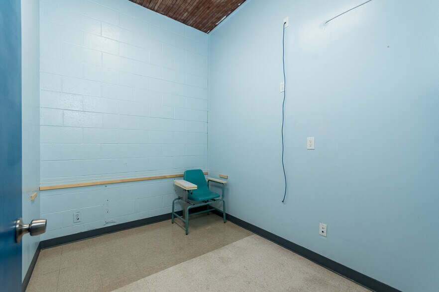 More Photos Of 1533 Alamitos Ave, Long Beach Medical For Sale