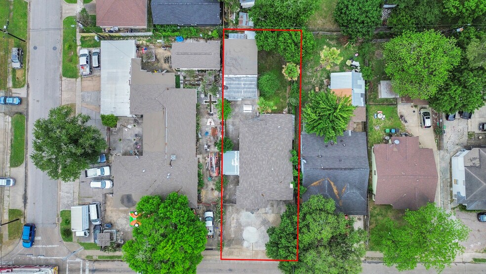 More Photos Of 8209 Howard Dr, Houston Office For Sale