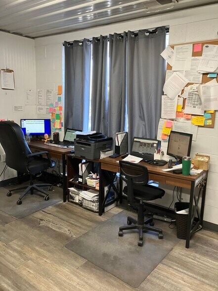 More Photos Of 1601 2nd St W, Owensboro Freestanding For Sale