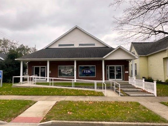 Primary Photo Of 324 N Elm St, Henderson Storefront Retail Office For Lease