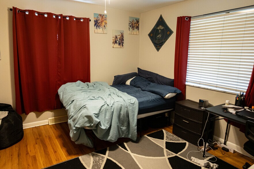 More Photos Of 4600-4612 Murdoch Cut OFF, Saint Louis Apartments For Sale