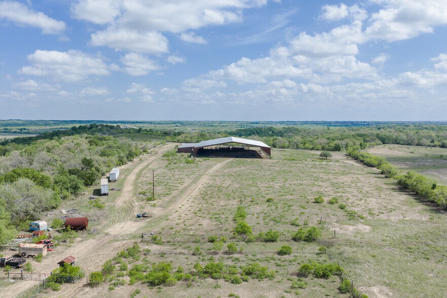 More Photos Of 8519 State Park Rd, Lockhart Land For Sale