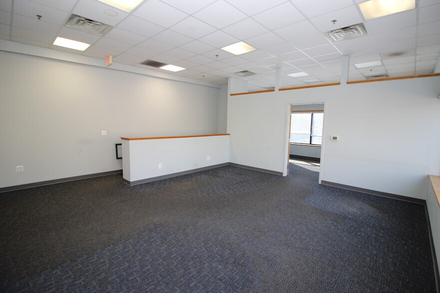 More Photos Of 731 Wambold Rd, Souderton Warehouse For Lease