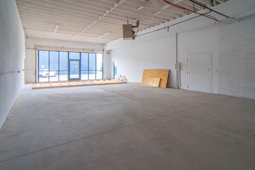 More Photos Of 914 S Main St, Las Vegas Restaurant For Lease
