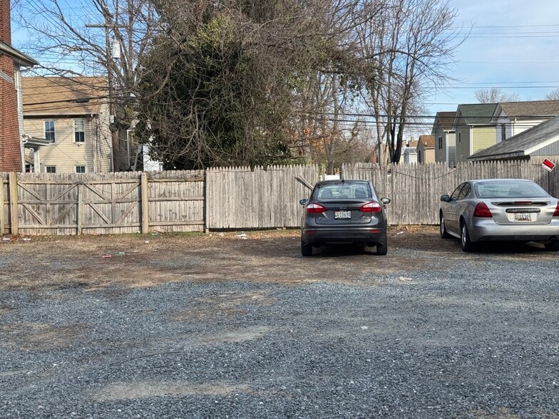 More Photos Of , Dover Unknown For Sale