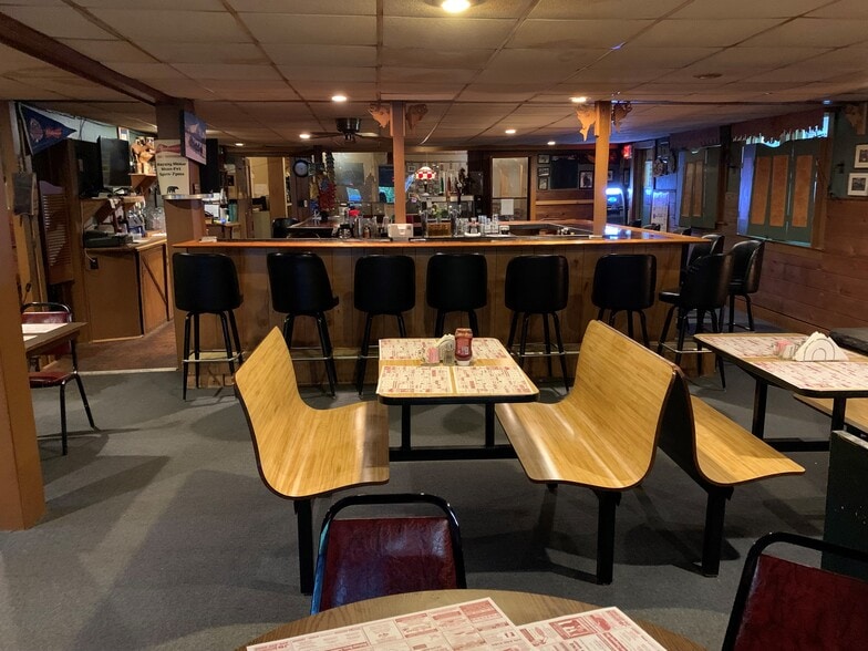 More Photos Of 905 Route 390, Greentown Restaurant For Sale
