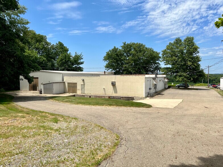 More Photos Of 8028 Newark Rd, Mount Vernon Industrial For Sale