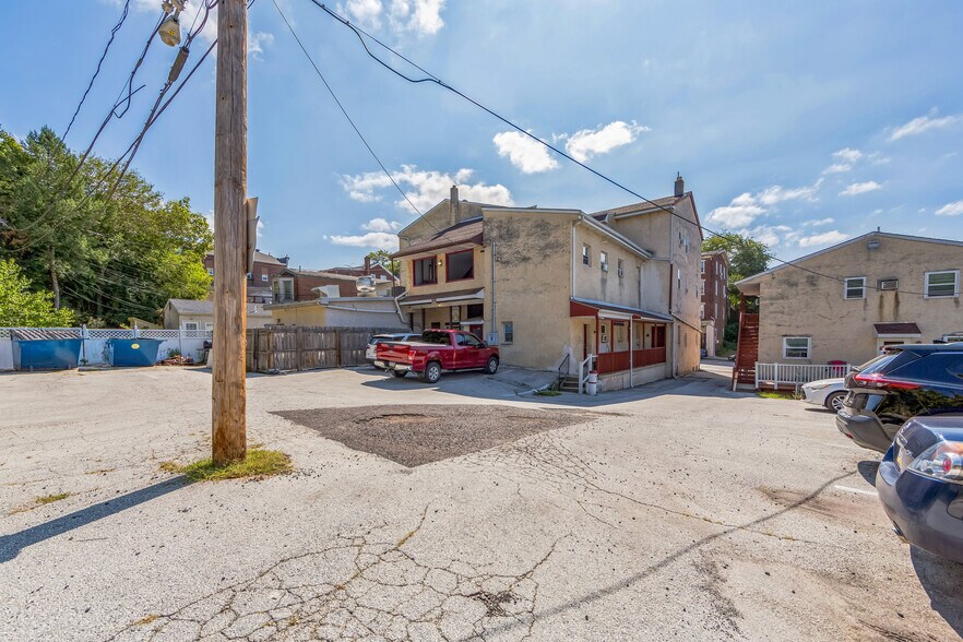 More Photos Of 211-17 Main St, Royersford Bar For Sale