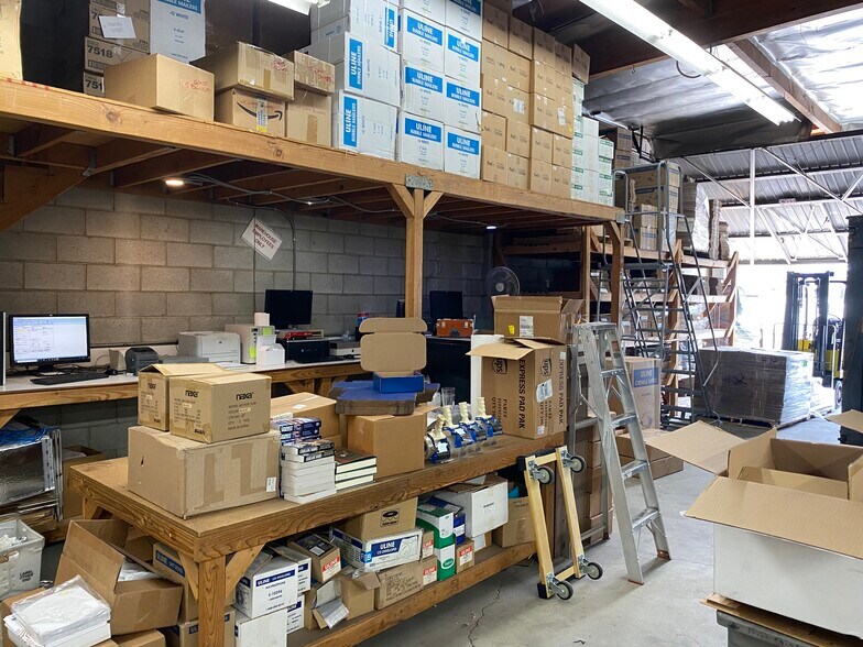 More Photos Of 6855 Vineland Ave, North Hollywood Warehouse For Sale