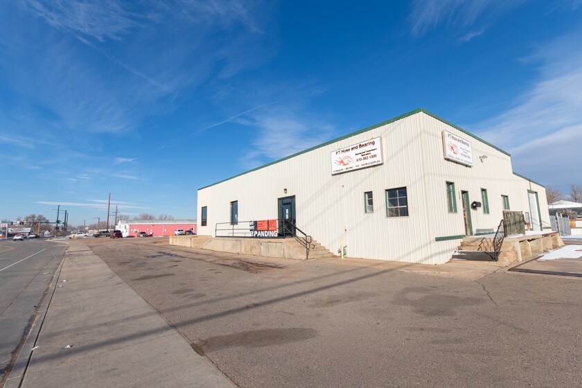 More Photos Of 1539-1543 1st Ave, Greeley Warehouse For Sale