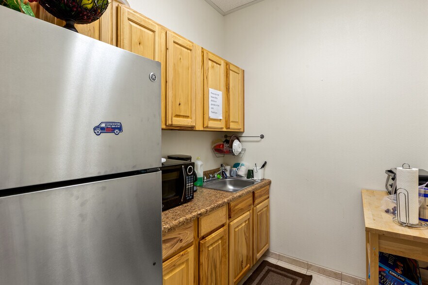 More Photos Of 5096 W Post Rd, Las Vegas Office Residential For Sale