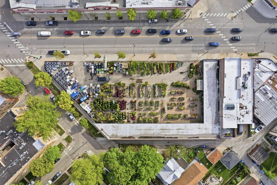 More Photos Of 4110 N Elston Ave, Chicago General Retail For Sale
