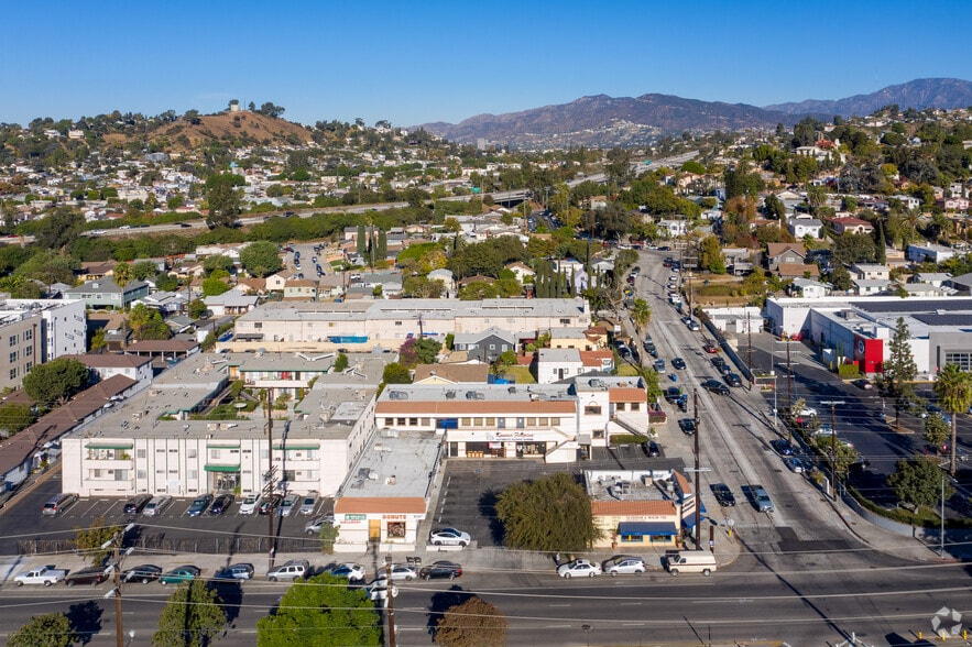 More Photos Of 4157-4159 Eagle Rock Blvd, Los Angeles Unknown For Lease
