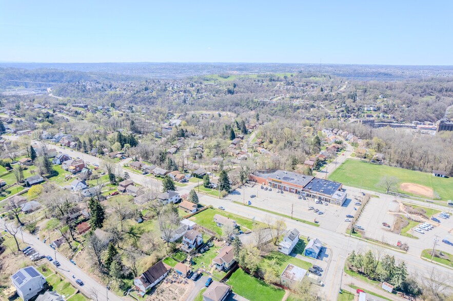 More Photos Of 990 Greensburg Pike, East Pittsburgh Office For Lease