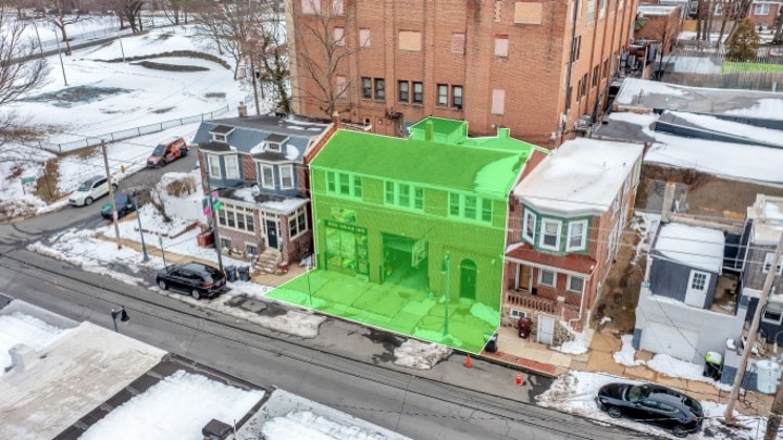 More Photos Of 804 N Lincoln St, Wilmington Storefront Retail Residential For Sale