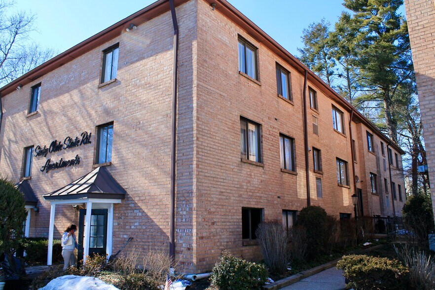 More Photos Of 60 State Rd, Media Flex For Sale