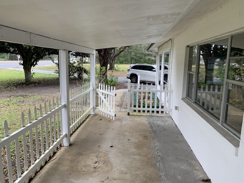 More Photos Of 7280 SW Highway 200, Ocala Office Residential For Lease