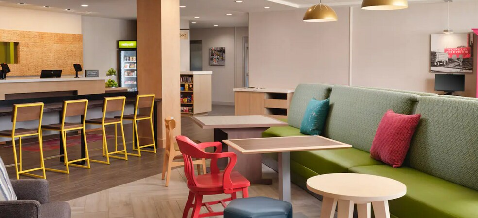 More Photos Of 1005 Landmark Blvd, Tupelo Hotel For Sale