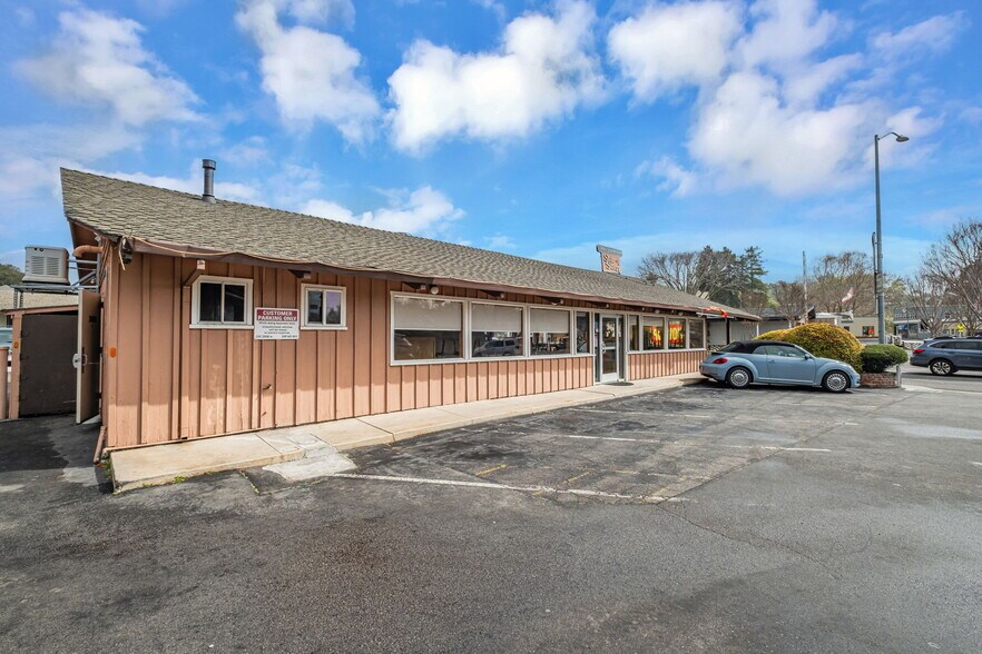 More Photos Of 3013-3035 Porter St, Soquel Office For Sale