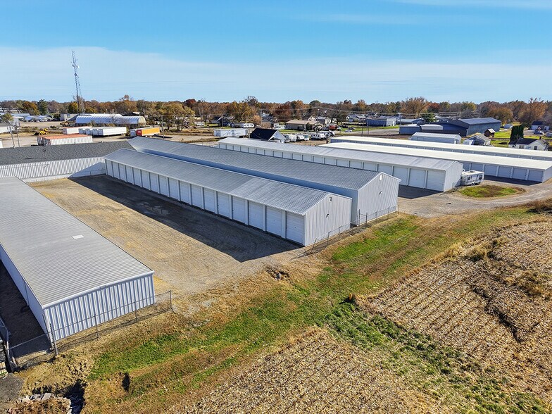 Primary Photo Of , Newton Specialty For Sale