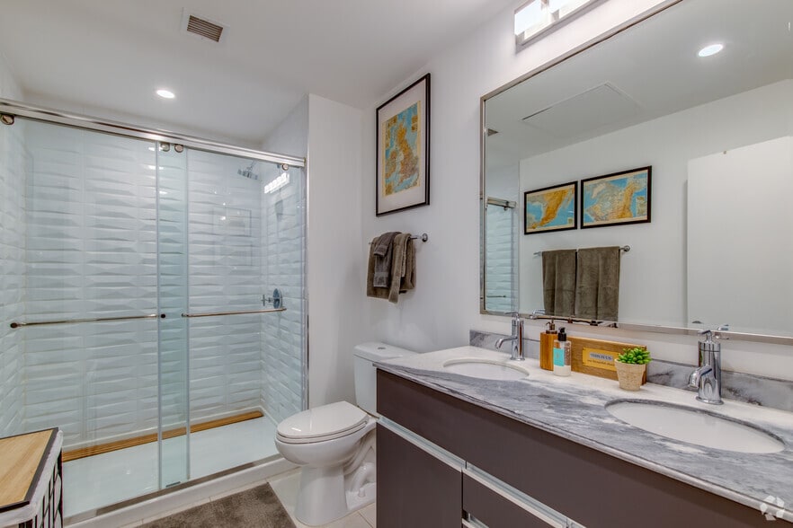 More Photos Of 522 S Boston Ave, Tulsa Apartments For Lease