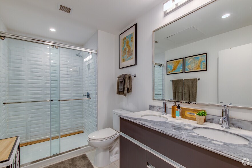 More Photos Of 522 S Boston Ave, Tulsa Apartments For Lease