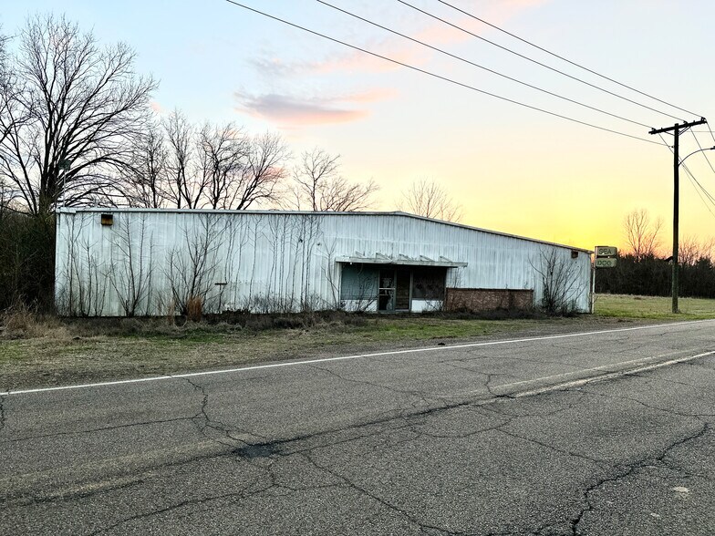More Photos Of 341 W Artesia Rd, Artesia Office For Sale