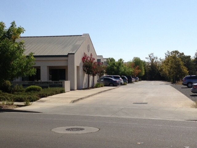 More Photos Of 620-630 Cantrill Dr, Davis Light Distribution For Lease