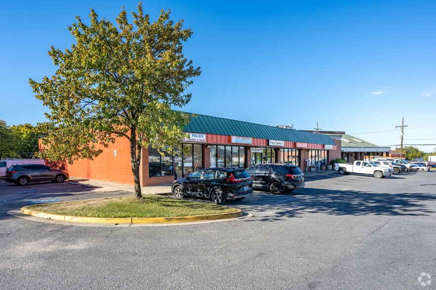 More Photos Of 4523 Kenilworth Ave, Bladensburg General Retail For Lease