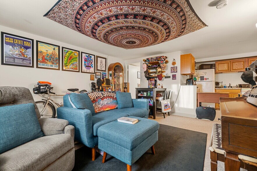 More Photos Of 7-17 School St, Merrimac Apartments For Sale