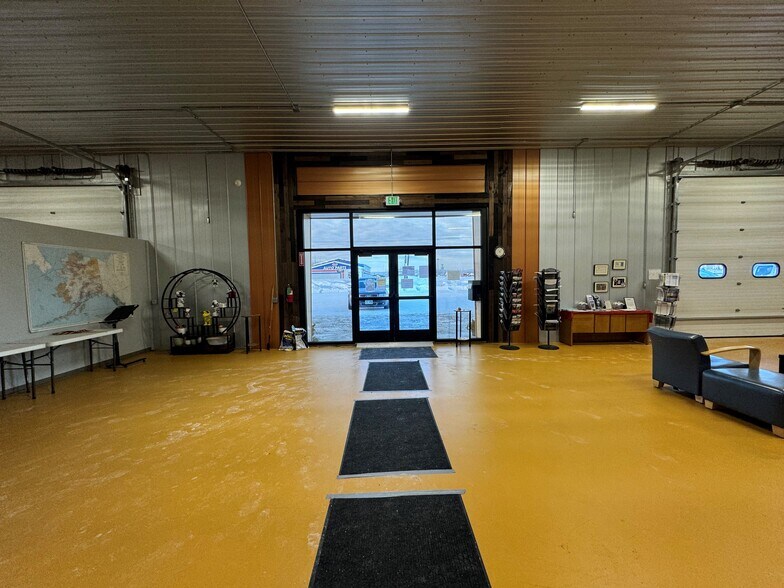 More Photos Of 3399 Peger Rd, Fairbanks Light Distribution For Lease