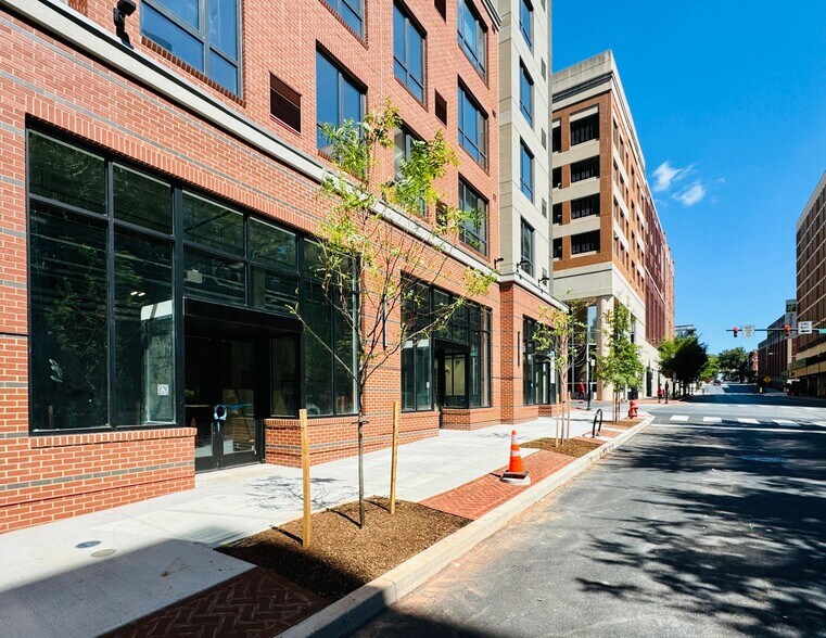 More Photos Of 1 W Chestnut St, Lancaster Apartments For Lease