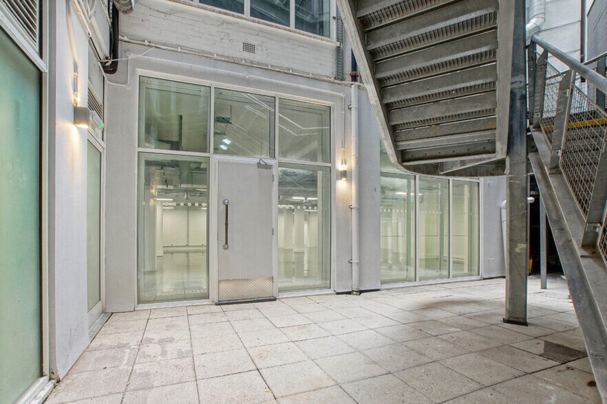 More Photos Of 7-9 Kingsway, London Office For Sale