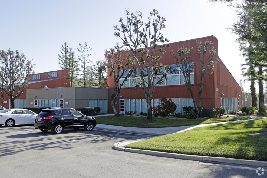 More Photos Of 9375 Archibald Ave, Rancho Cucamonga Unknown For Lease