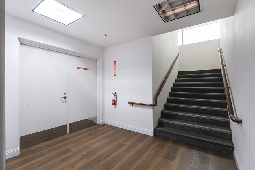 More Photos Of 1151 W 5th St, Azusa Medical For Sale