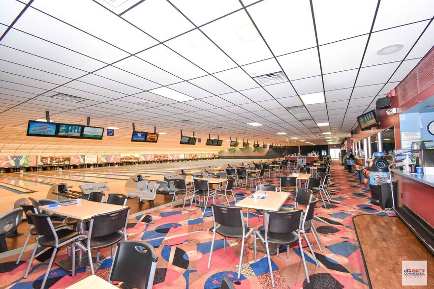 More Photos Of 28 N Bowl Ln, Plattsburgh Sports And Entertainment For Sale