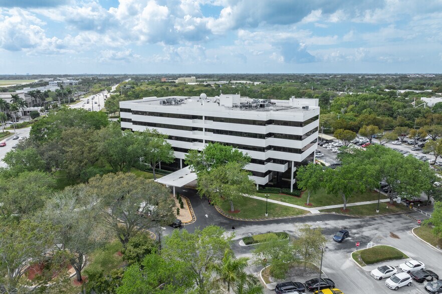More Photos Of 1901 W Cypress Creek Rd, Fort Lauderdale Office For Lease