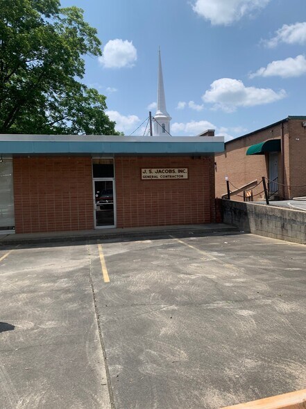 More Photos Of 201-207 S Trenton St, Gastonia Office For Sale